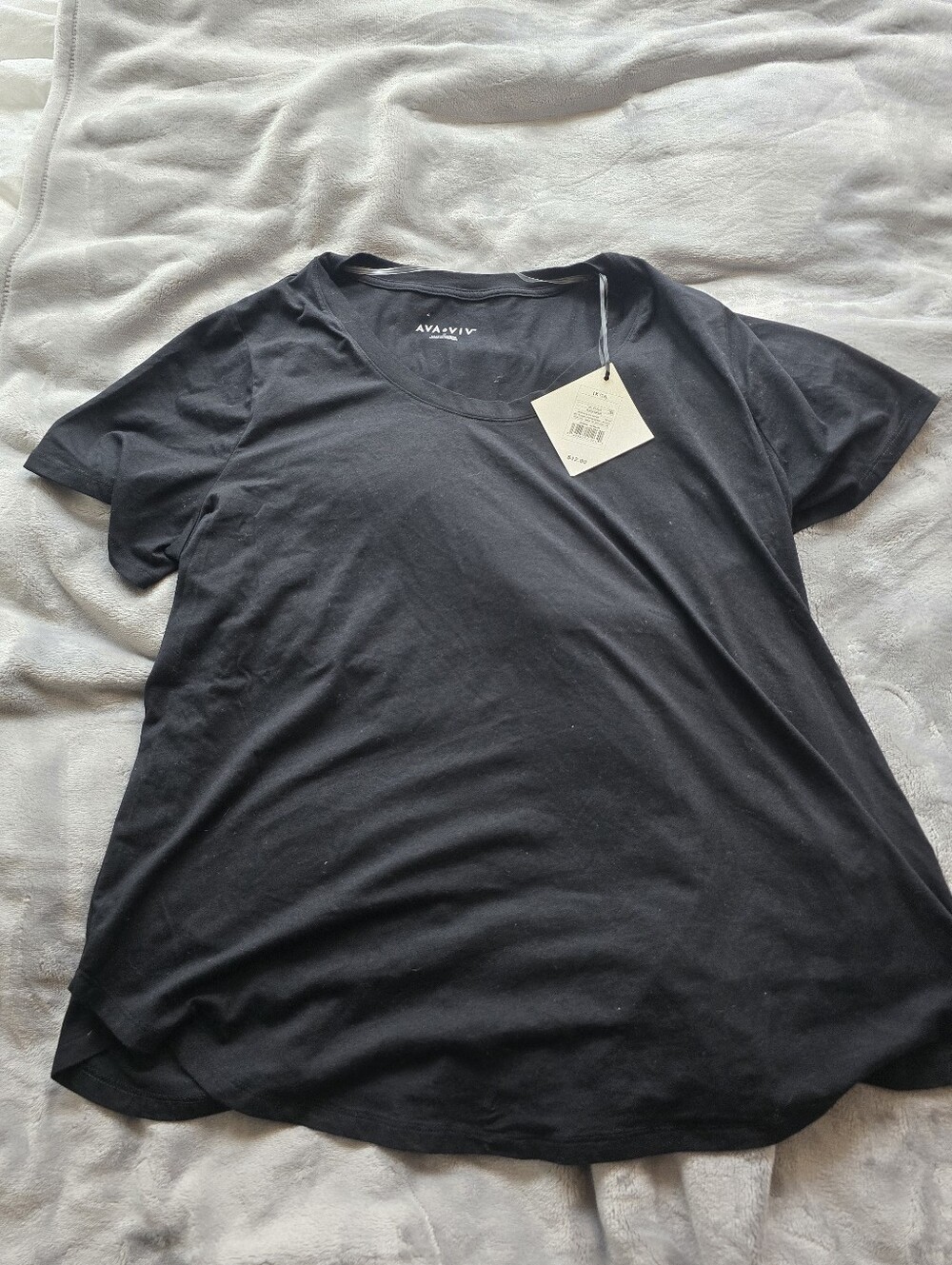 AVA & VIV Black Short Sleeve Scoop Neck Top Size 1X 18